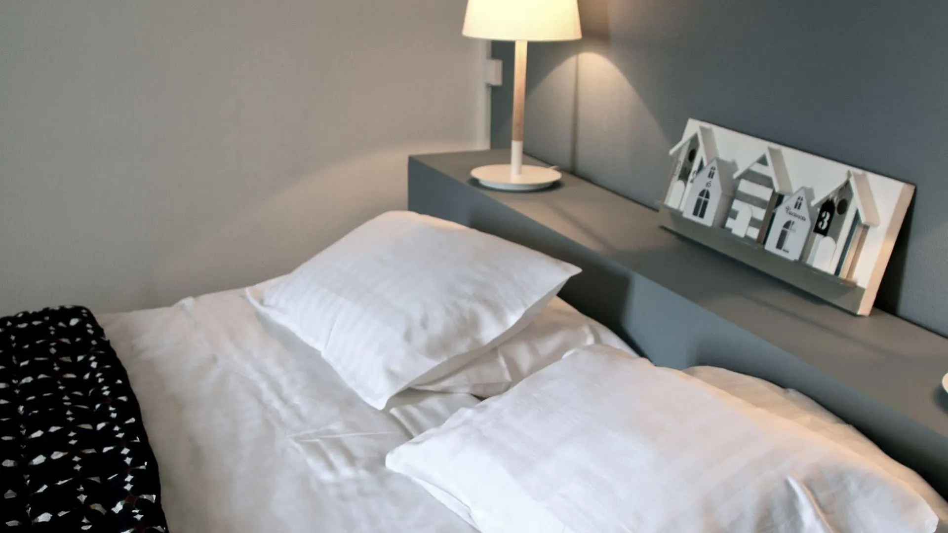 Hotel De La Houle Saint-Briac-sur-Mer